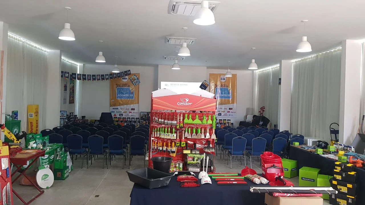 Comercial Maia reúne fornecedores, força de vendas e diretores em feira comercial