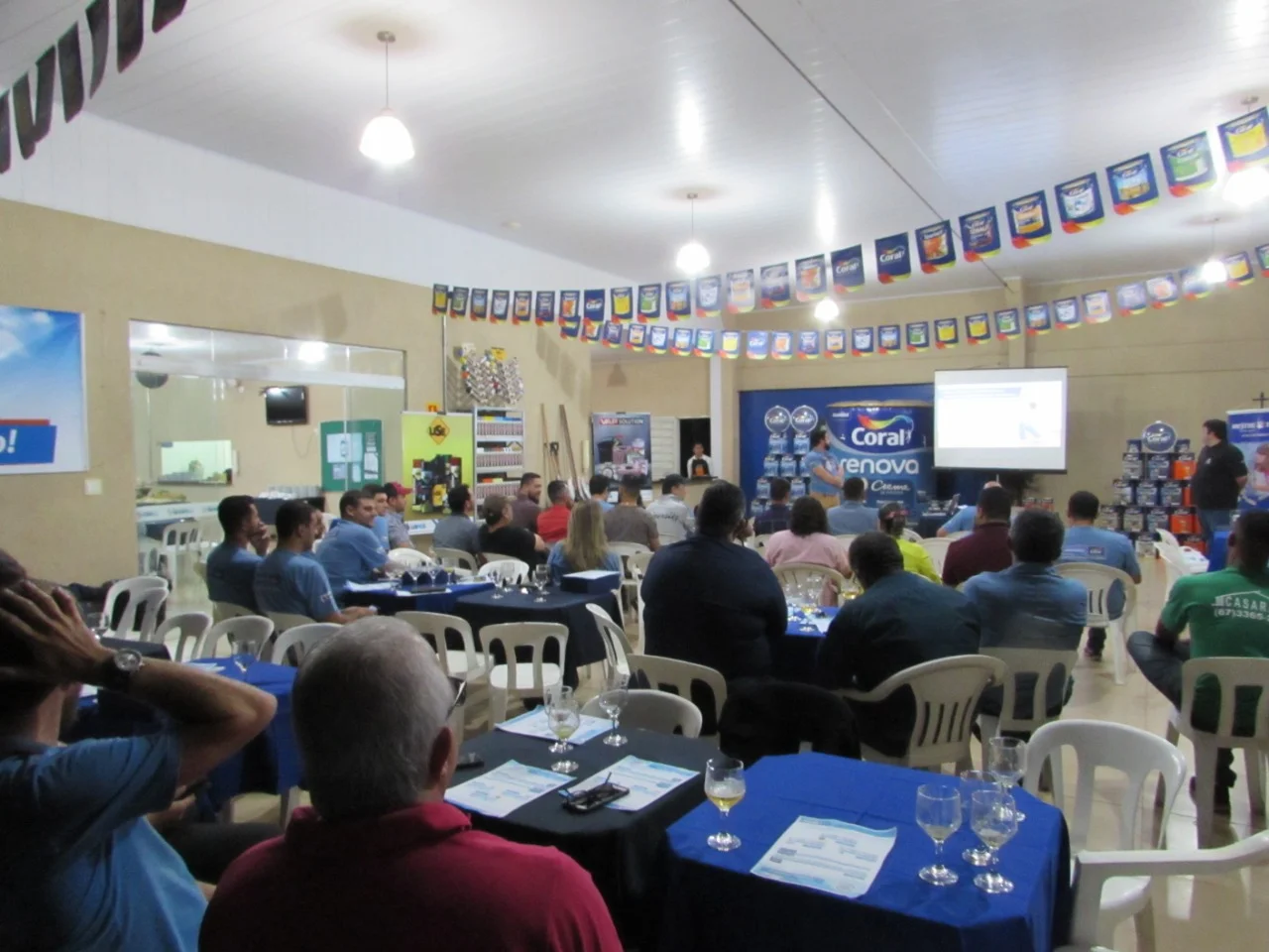 Distribuidora Lopes faz rodada de negócios com varejistas 