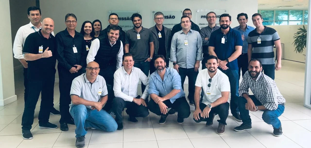 Acionistas comemoram aniversário do G8 e transição do grupo para rede nacional