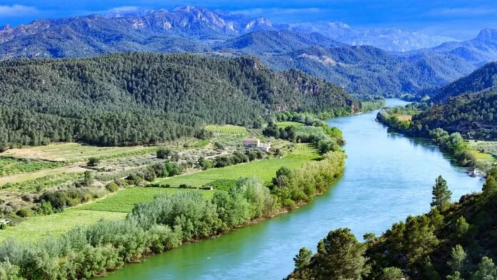 river-696x392.jpg