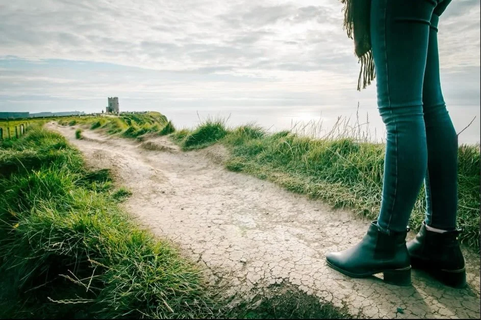 &ldquo;May you trust what you feel, follow what&rsquo;s real, and walk your own road steady and sure.&rdquo;

Happy St. Patrick&rsquo;s Day ☘️💚

#stpatricksday #ireland #magic #landofgreen