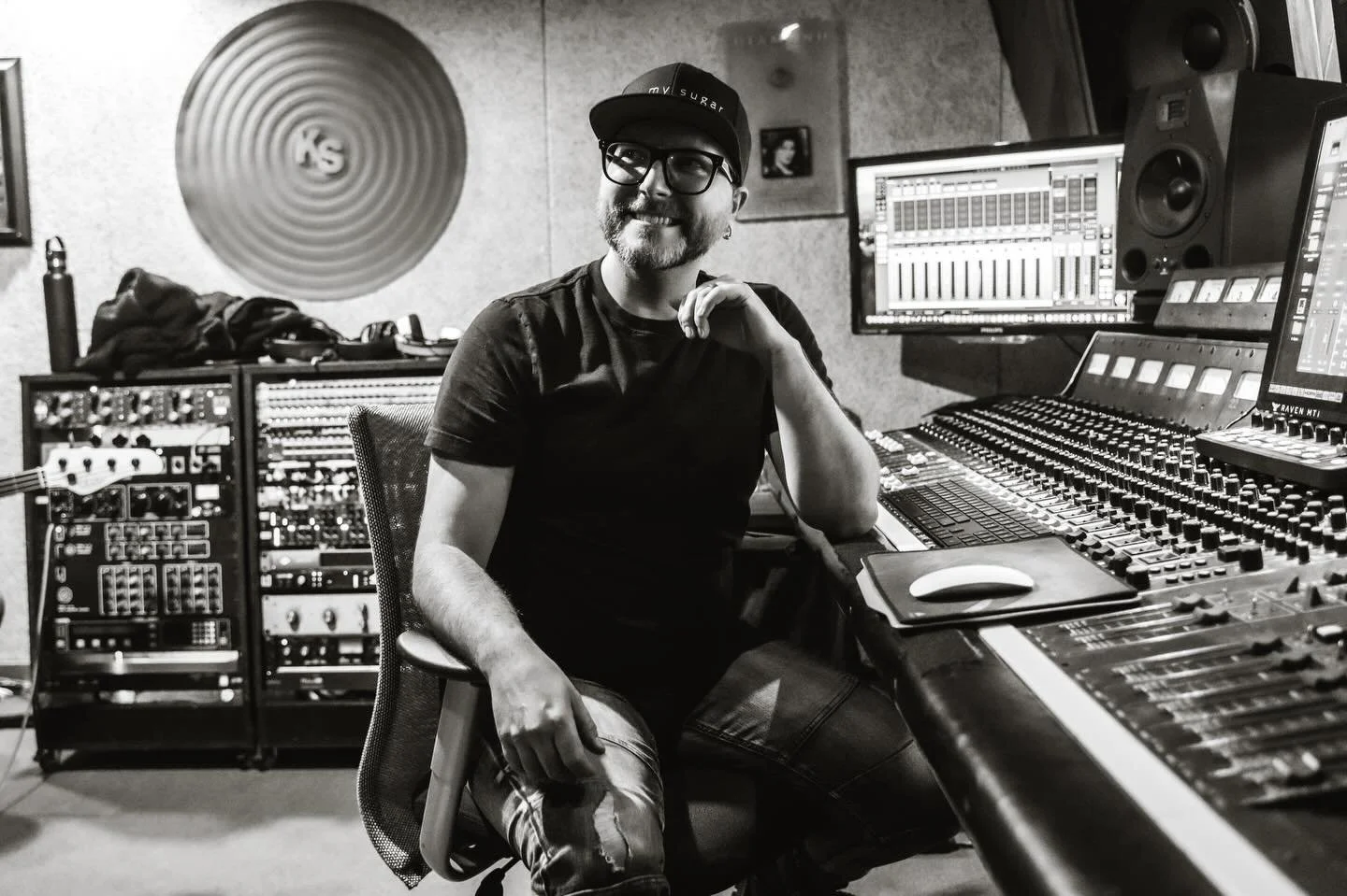 &ldquo;SOMEBODY SOMEWHERE&rdquo; | Marshall Dane
Behind the Scenes - Part 4
Lightning. 

A whole world is uniquely shaped by who is in the room with you.

From the first in of writing the song, through to producing and recording it, it&rsquo;s the mi
