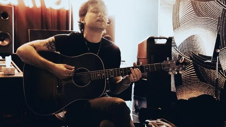 CHARLIE, JACKY, ME
Song Starts

In the room with Charlie Edward and Jacky Levare, at Noble Street Studios

Oft is the question &ldquo;Do you write every day?&rdquo;

lol. I wish &hellip; 

The luxury of the time to write full on songs is not availabl