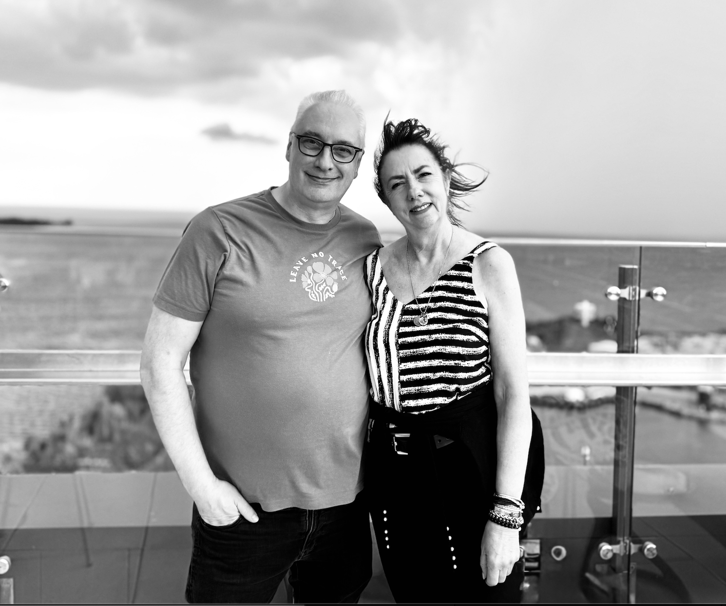ROSANNE BAKER THORNLEY SIGNS with STEAM MUSIC GROUP, Berlin/LA/NYC/Stockholm