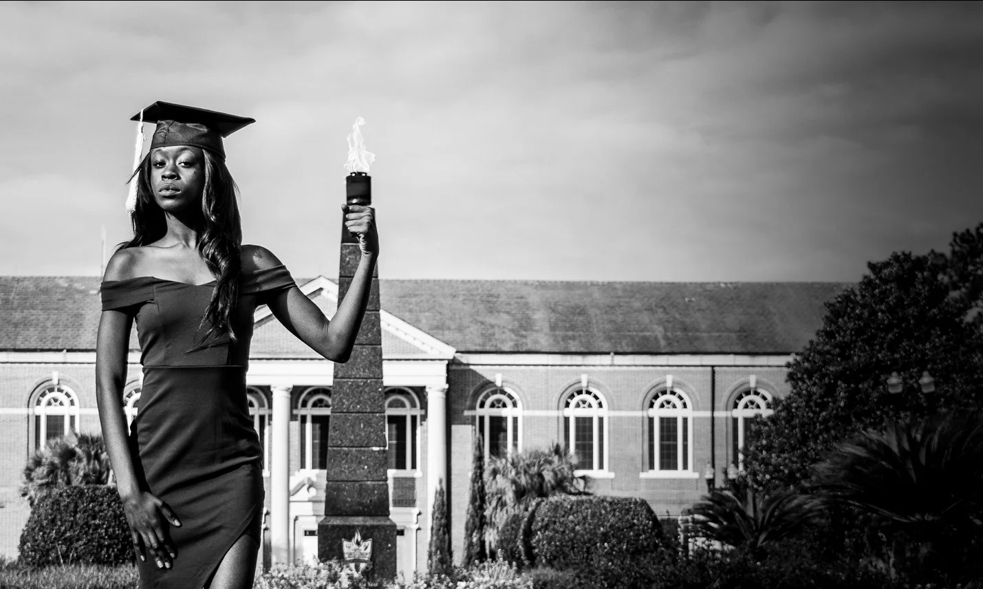 MAYLORE | TALLAHASSEE FLORIDA GRAD/SENIOR PHOTOGRAPHER