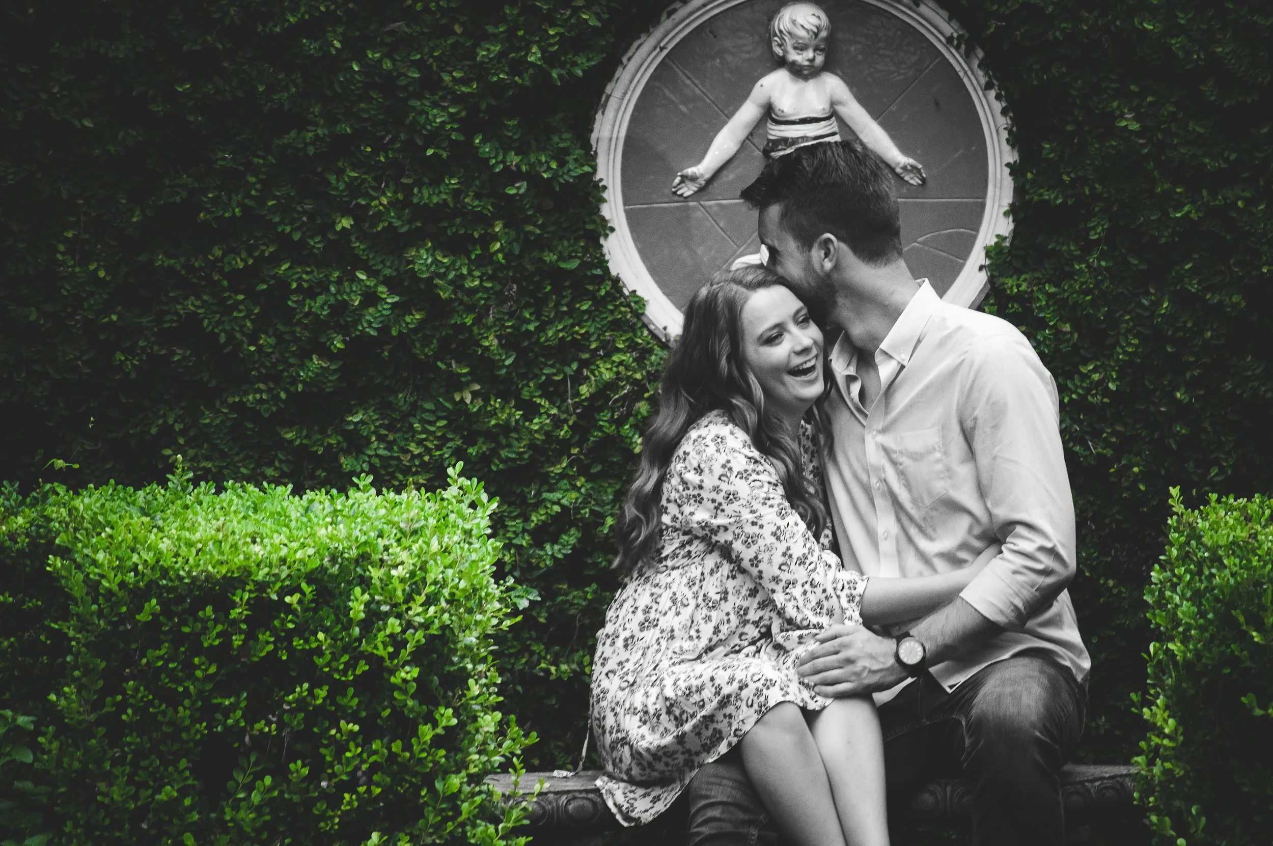 Photographer's Guide: Engagement sessions that end happily ever!