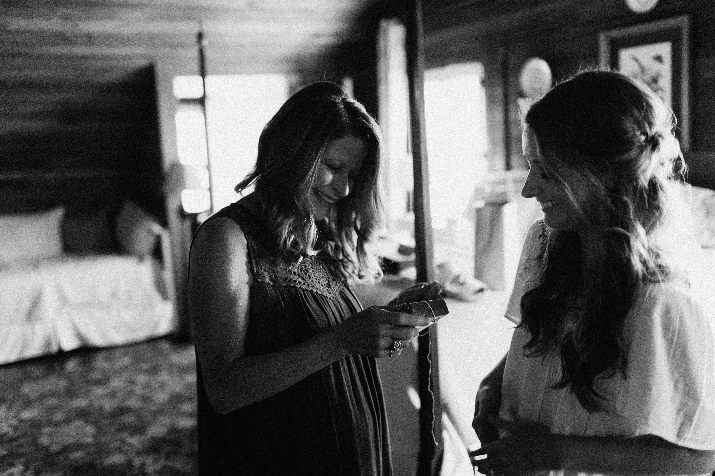 glen_ella_meadow_creekside_atlanta_wedding_photographers_1080.jpg