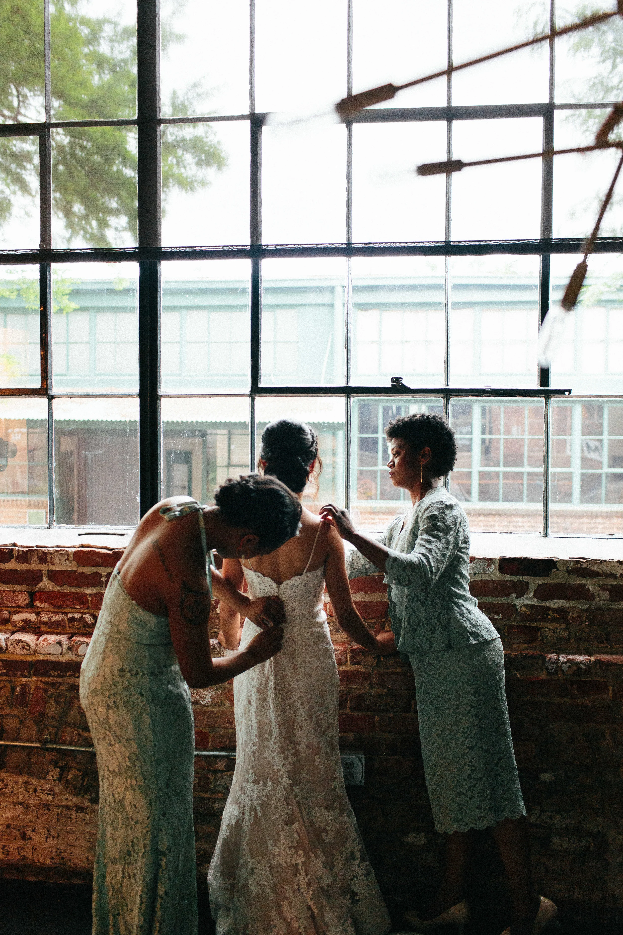 king_plow_atlanta_wedding_art_gallery_modern_lifestyle_documentary_1125.jpg