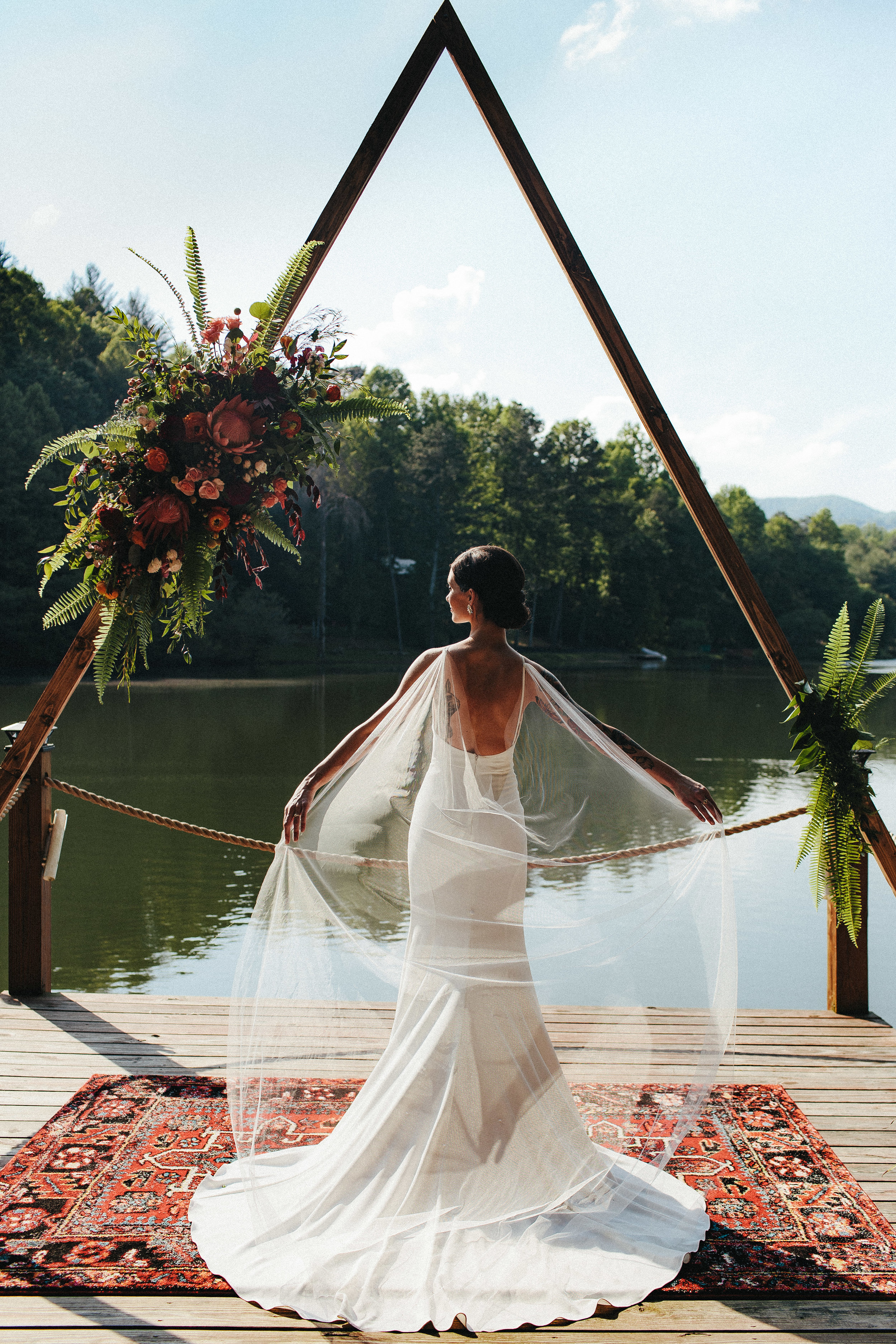 ellijay_cabin_intimate_wedding_georgia_geometric_altar_bridal_cape_diy_1530.jpg