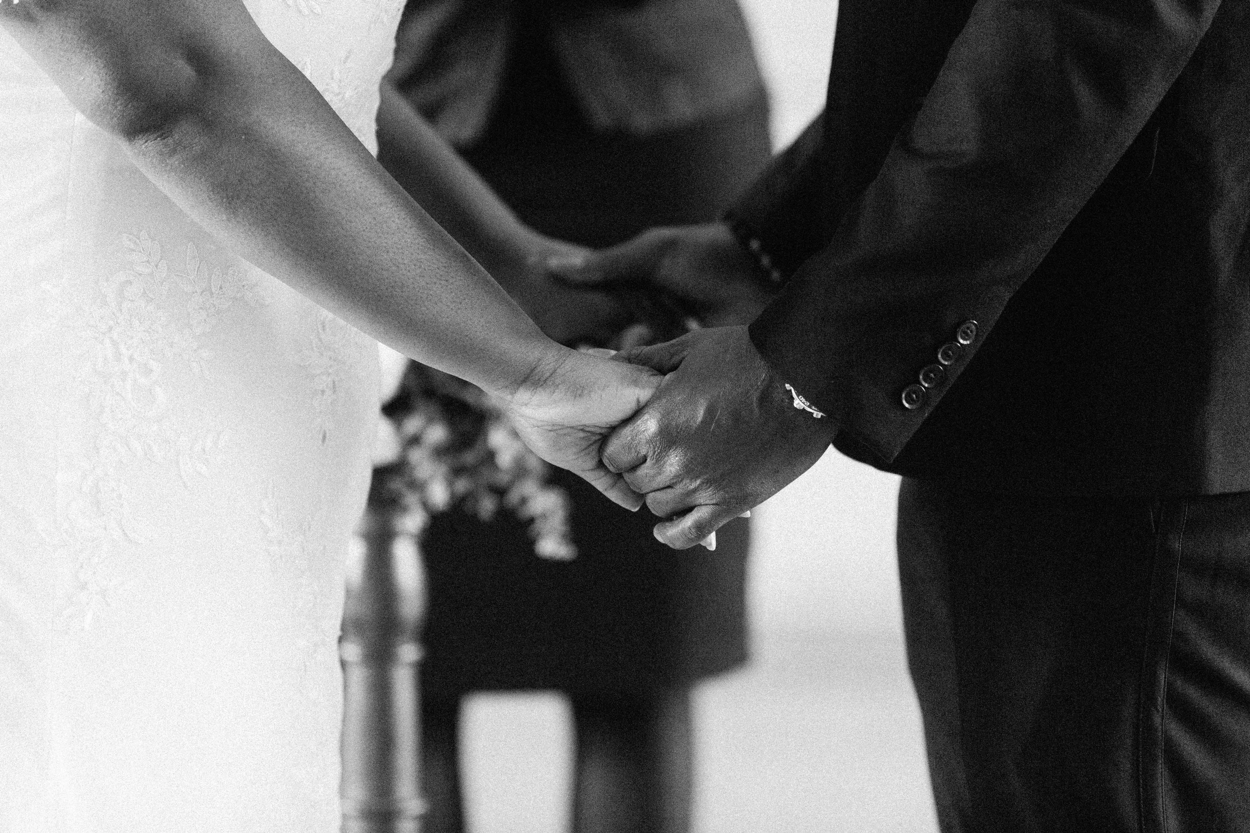 atlanta_dekalb_history_center_old_courthouse_intimate_weekday_wedding_stylish_elegant_w_midtown_1216.jpg