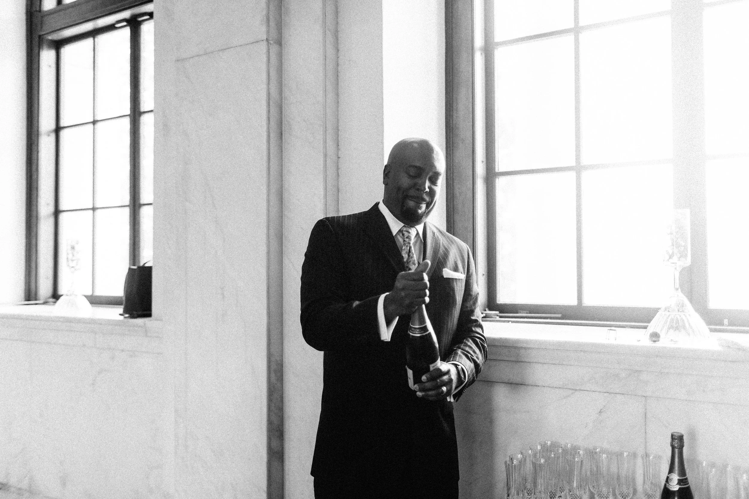 atlanta_dekalb_history_center_old_courthouse_intimate_weekday_wedding_stylish_elegant_w_midtown_1354.jpg