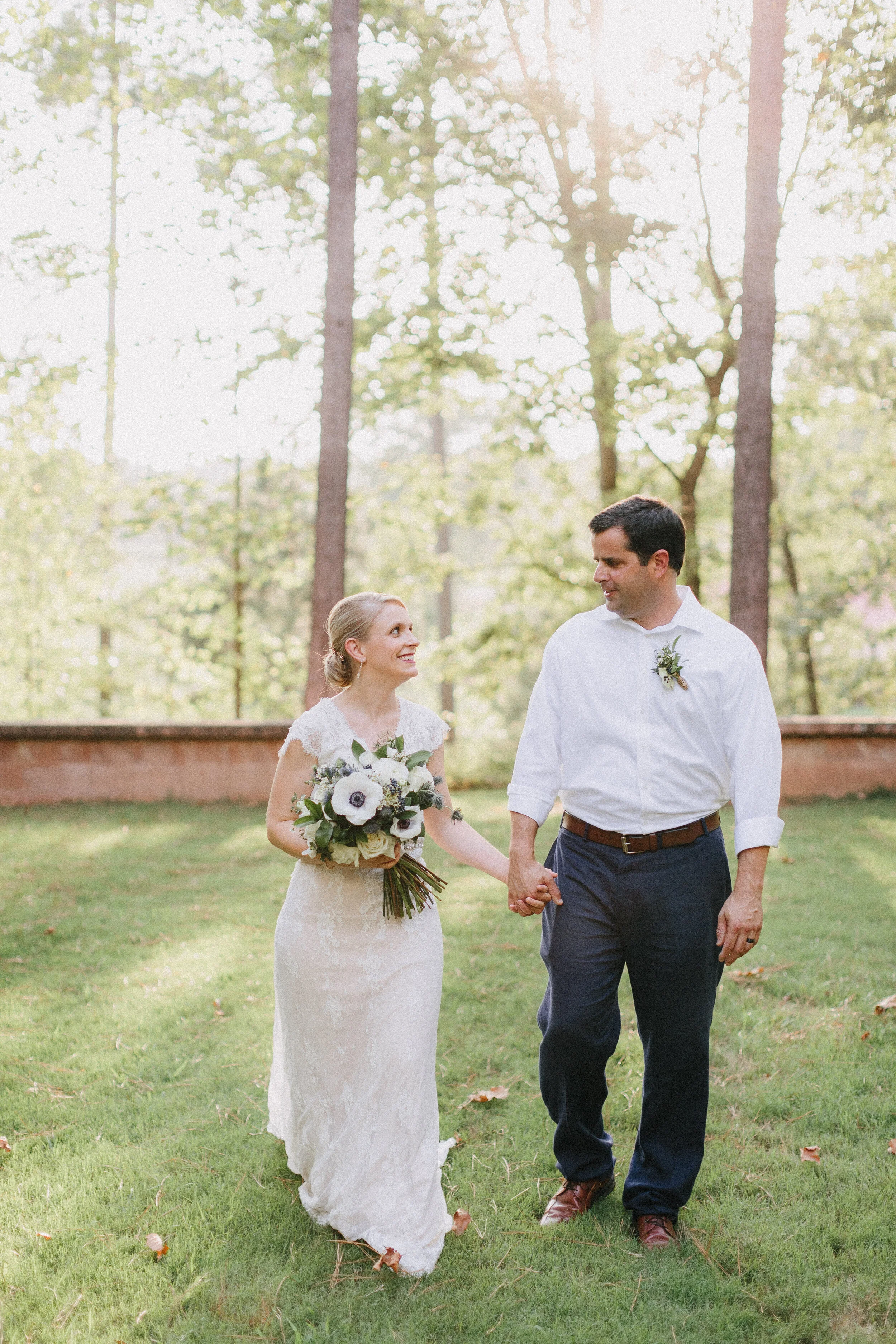 serenbe_forest_summer_wedding_farmhouse_guest_house_garden_2140.jpg