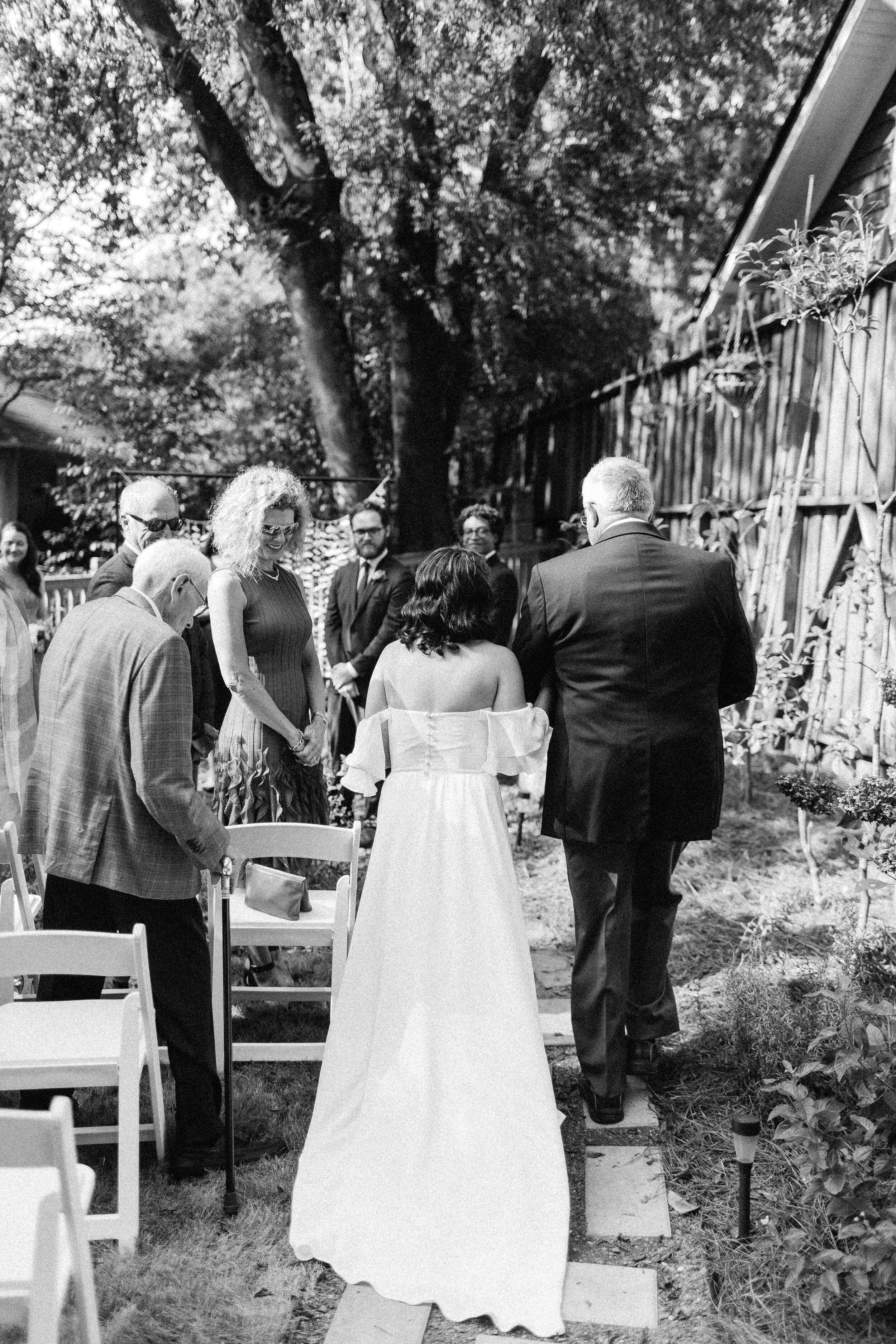 backyard_sun_in_my_belly_wedding_diy_at_home_atlanta_inman_park_arty_photographer_1390.jpg