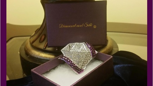 DS Brooch Pin