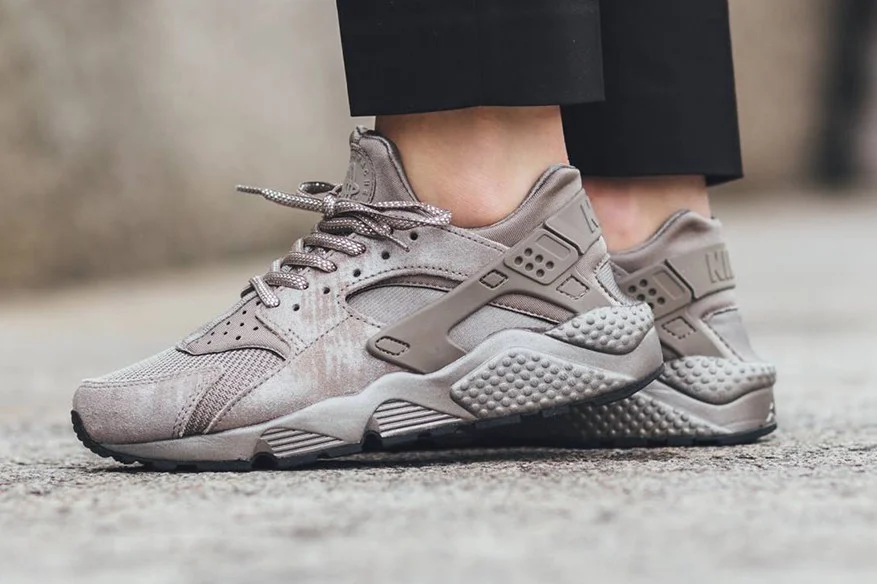 Wish List: Nike WMNS Air Huarache 'Iron' Might Just Be The Best Colorway We've Seen