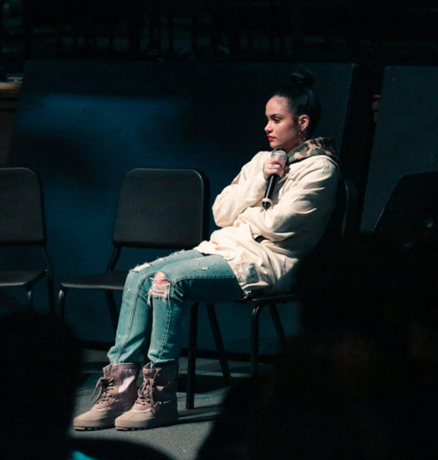 Our favorite Bay Area songstress, Kehlani, went back to her roots by speaking to local kids about her journey. While she was doing some good we peeped her sneak game: hello, adidas Yeezy 950.