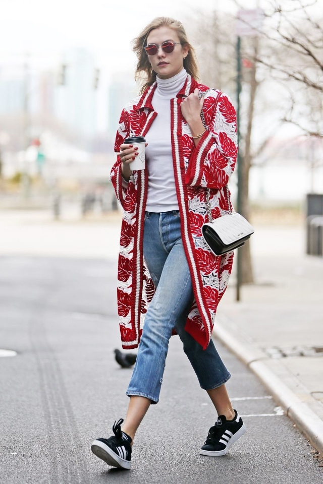 Um, hi Karlie Kloss! The model returned to our recap wearing Adidas Campus Sneakers and a colorful cardigan from the Ermanno Scervino Spring 2016 collection.