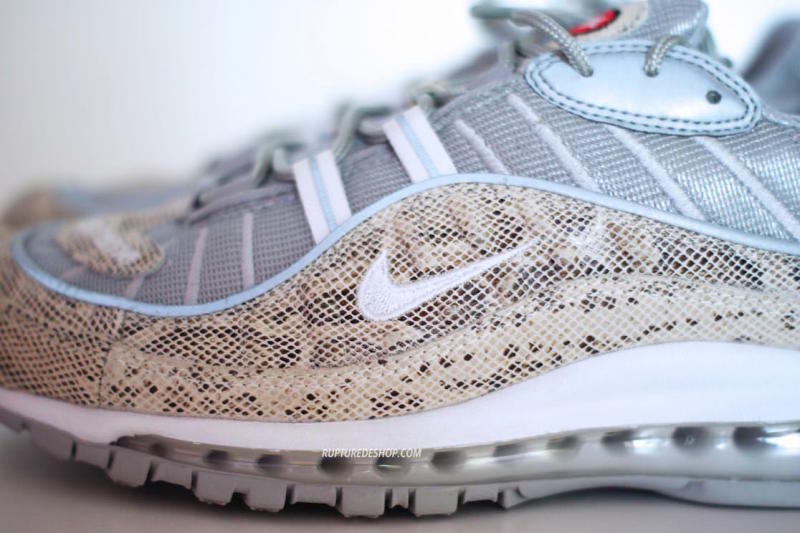 supreme air max snakeskin