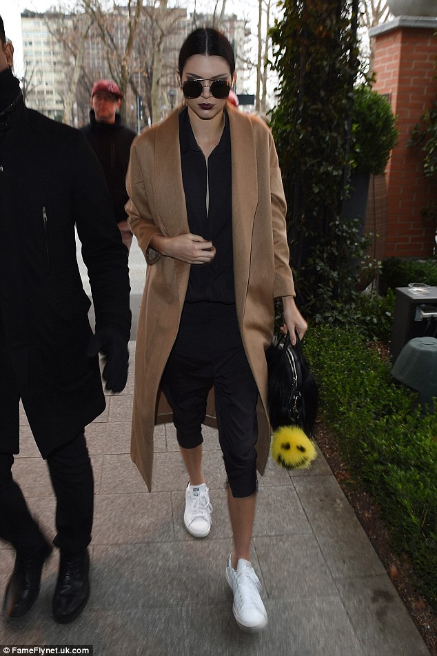 kendall jenner stan smith shoes