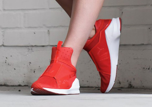 Cop or Can Here s Your Look at Kylie Jenner s PUMA Fierce Core CNK Daily ChicksNKicks