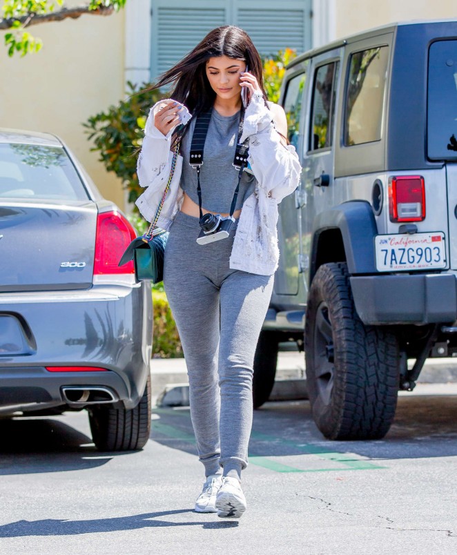 Kylie Jenner ran weekend errands wearing a Chanel Cruise 2016 Boy Bag in Green and Puma Blaze of Glory Soft Pack Sneakers in Suede Glacier Gray.