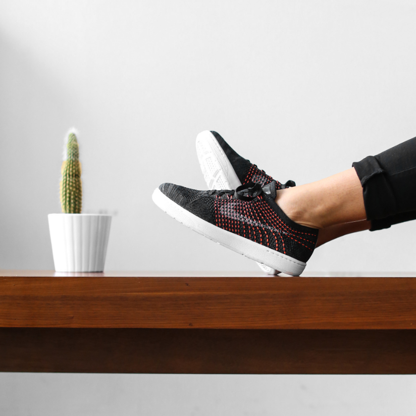 Nike WMNS Tennis Classic Ultra Flyknit (black/anthracite/white) - $150 USD - Image: Centre