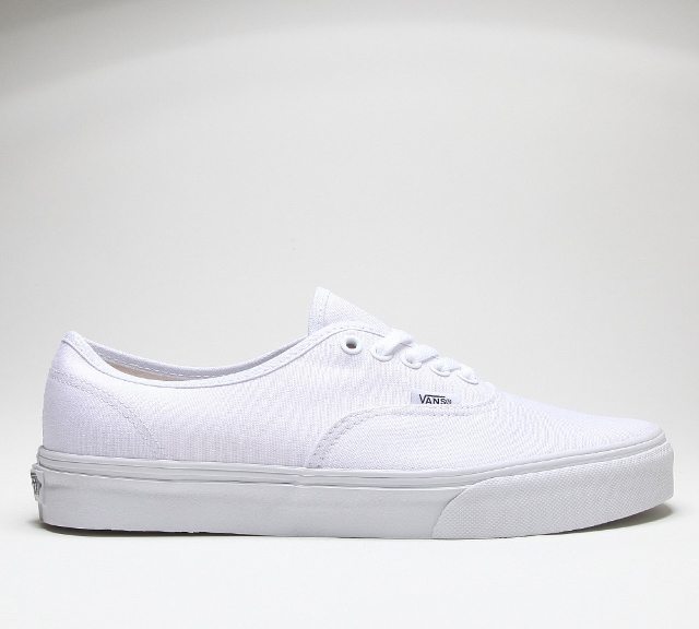 Vans Authentic in True White - SHOP