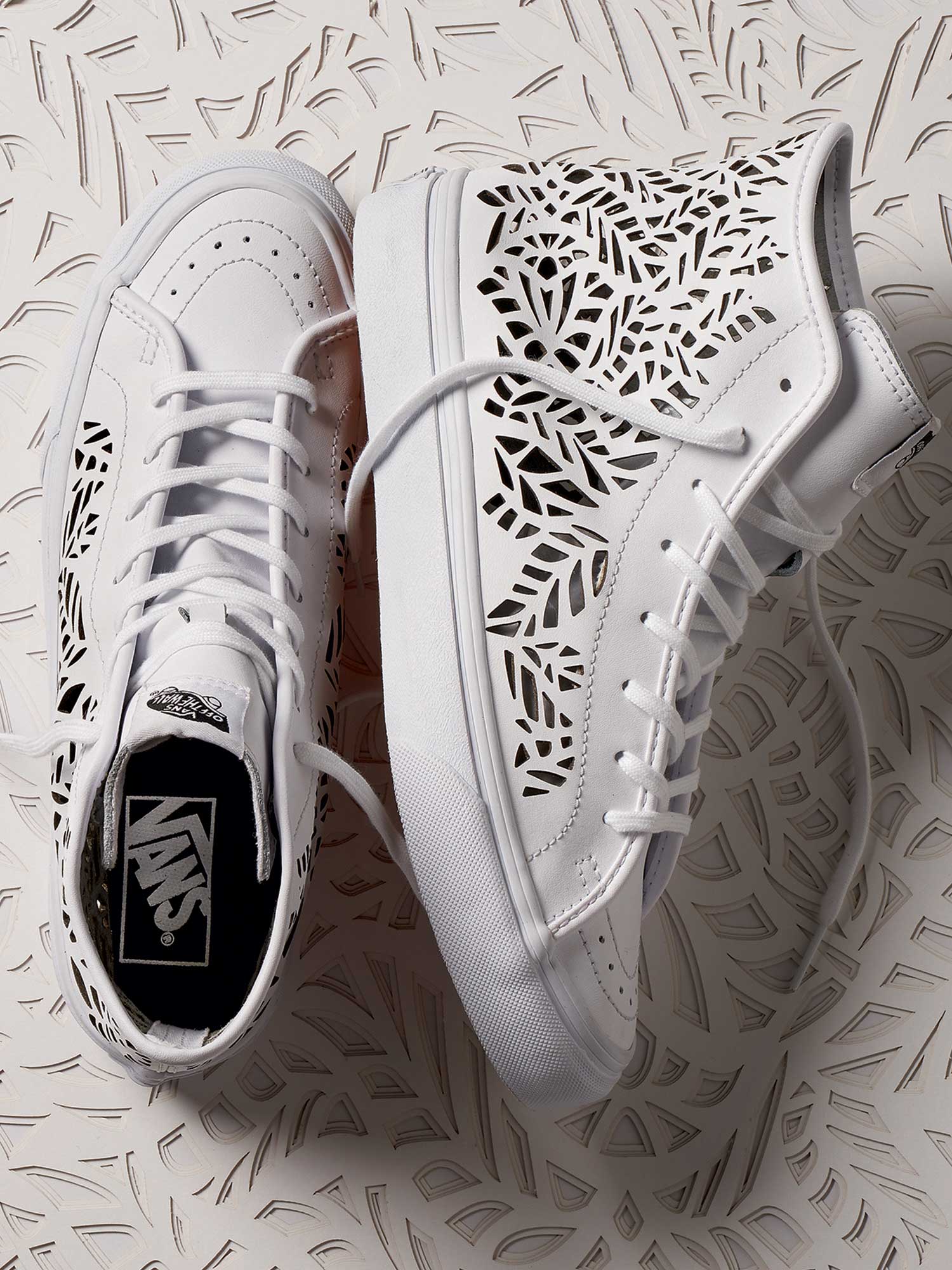 FA16_Classics_Sk8HiDecon_CutOut_LeavesWhite.jpg