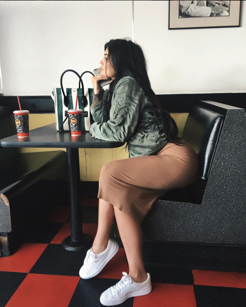 Kylie Jenner posted upin Puma Basket Classics
