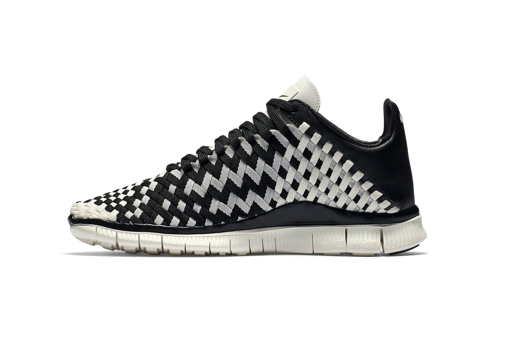 nike-free-inneva-woven-black-white-2.jpg