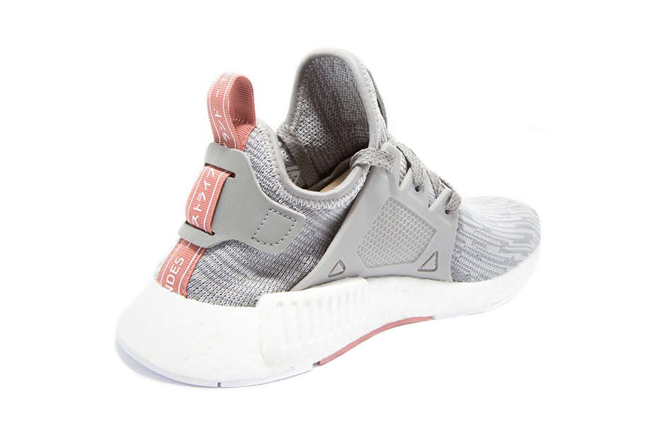 aftale Afgørelse cykel The adidas Originals NMD_XR1 "Pink Stripe" Is Blush-Worthy — CNK Daily  (ChicksNKicks)
