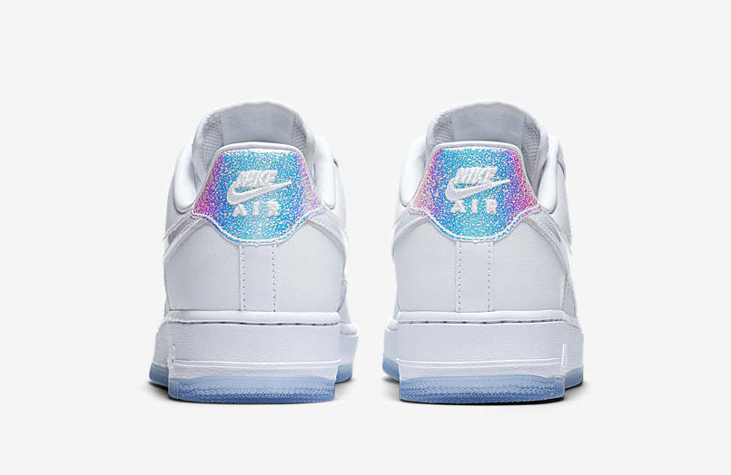 Prestatie vandaag Scepticisme Cop or Can: Nike WMNS Iridescent Pack — CNK Daily (ChicksNKicks)