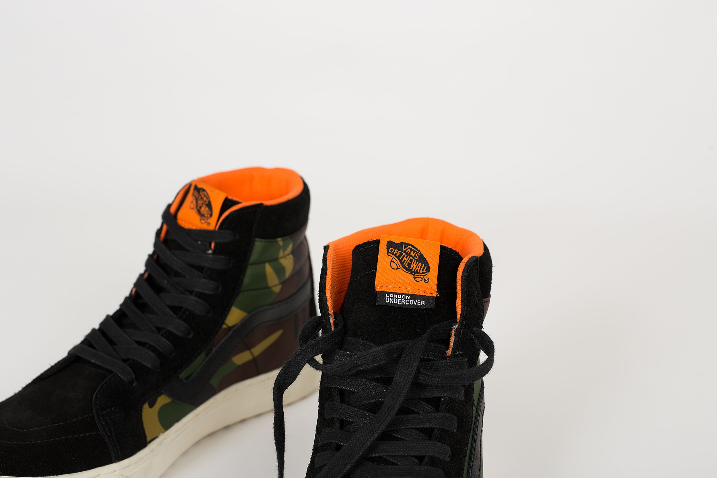 undercover-vans-sk8-hi-mte-camo-black-3.jpg