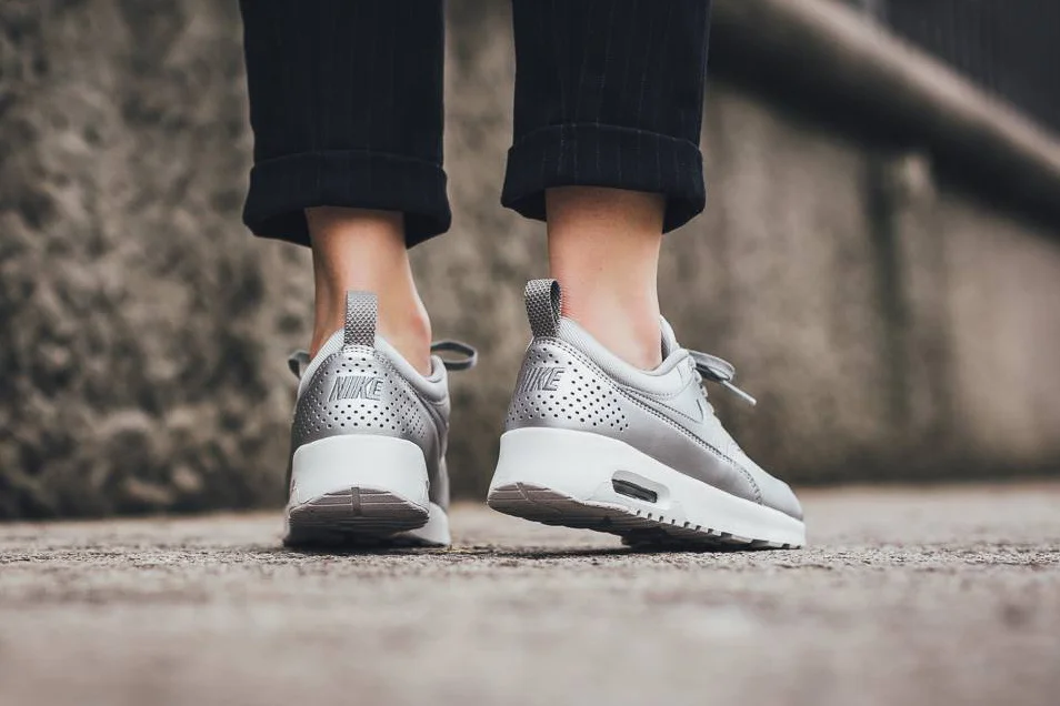 nike air max thea metallic blue