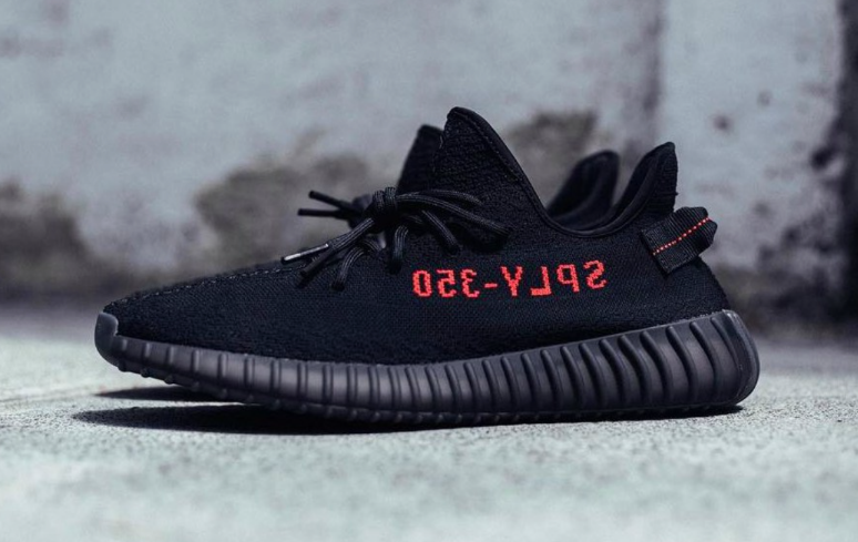 Adidas Yeezy Boost 350 V2 in "Black"
