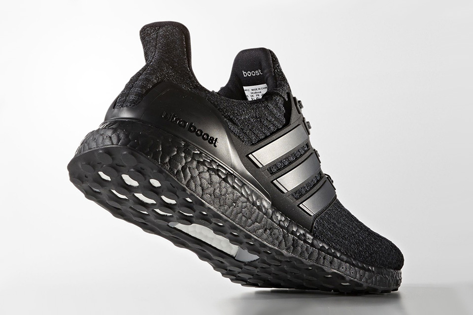 Oír de Personificación Injusto adidas Is Re-Releasing the Ultra Boost 3.0 “Triple Black” This Week — CNK  Daily (ChicksNKicks)