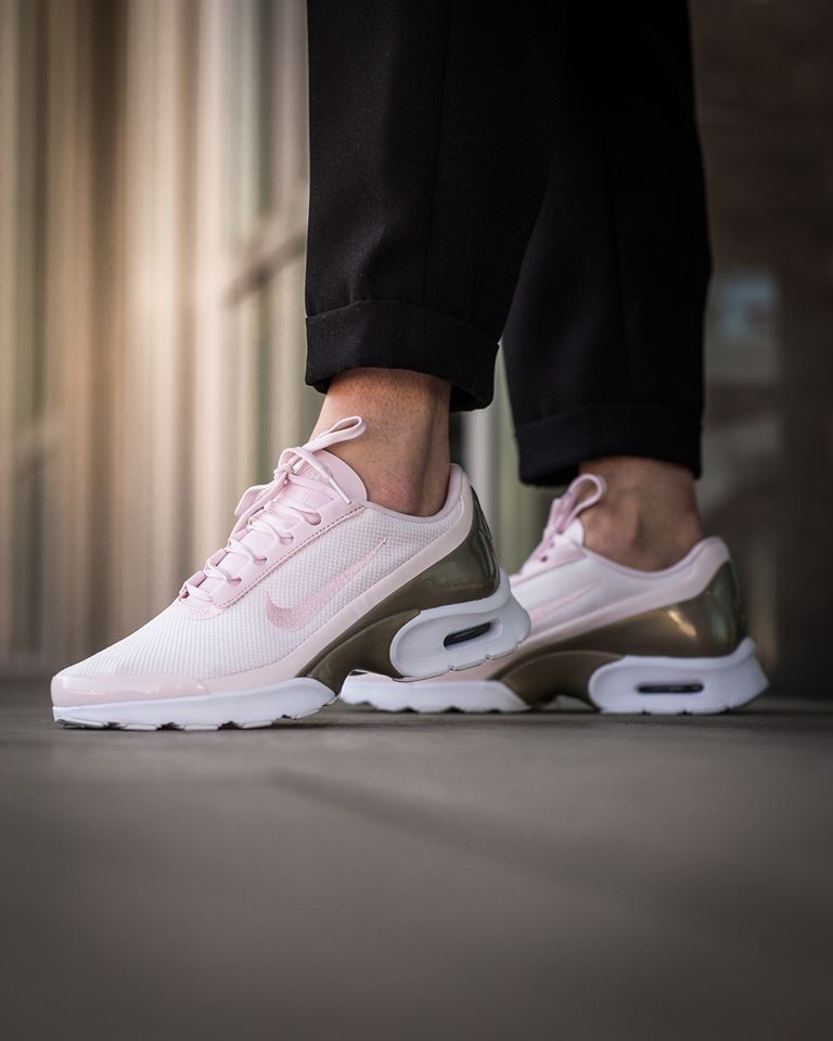 Cop or Can: Nike WMNS Air Max Jewell 'Pearl Pink' — Daily (ChicksNKicks)