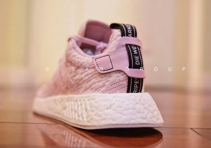 nmd r2 pink and white