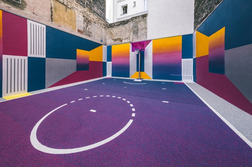 http-%2F%2Fhypebeast.com%2Fimage%2F2017%2F06%2Fpigalle-latest-basketball-court-design-eclectic-colorful-navy-purple-yellow-5.jpg