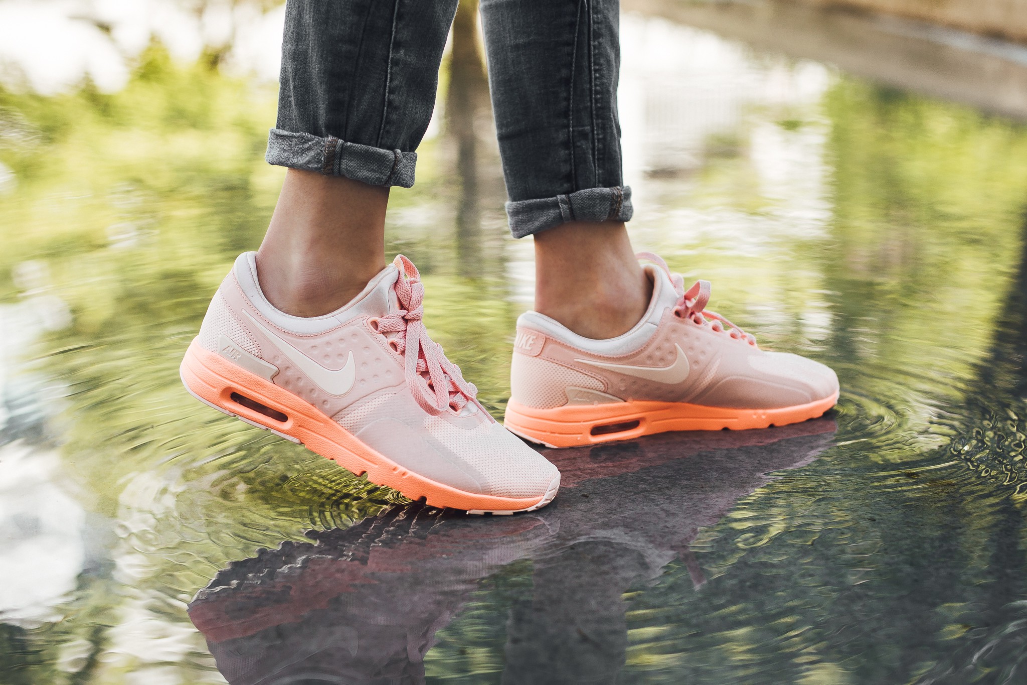 This Air Max Zero 'Sunset Glow' is a Must Have