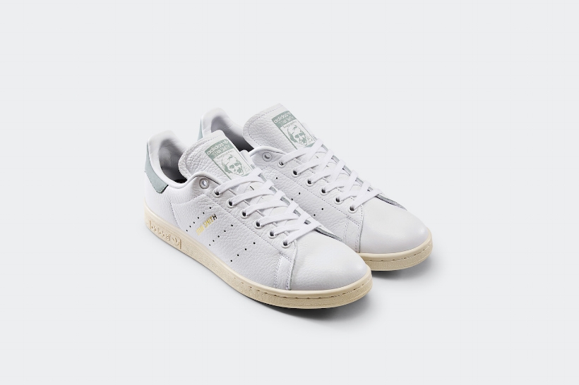 cnk-adidas-stan-smith-pharrell-white-blue2.jpg