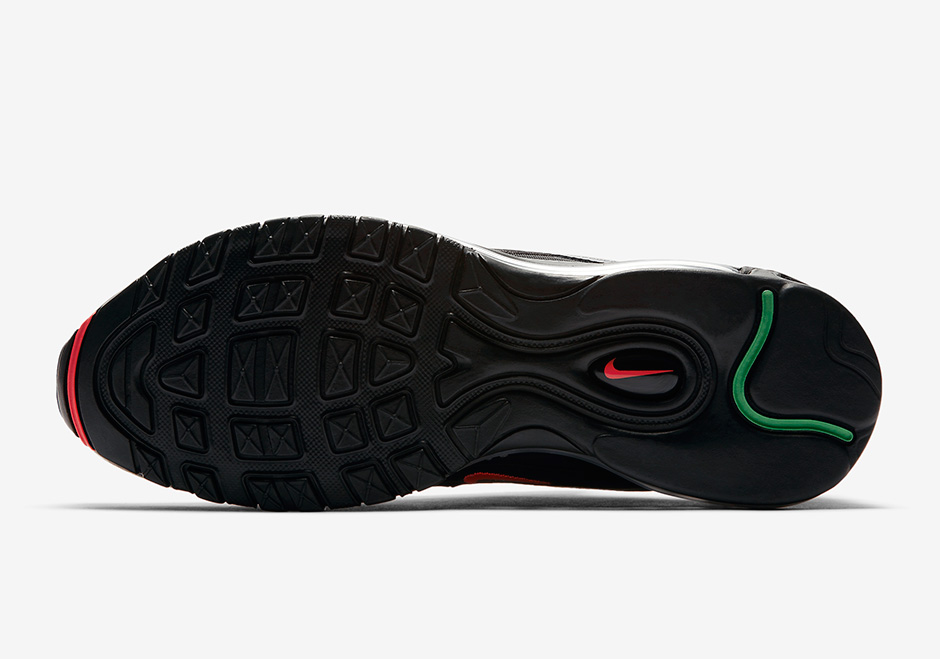 undefeated-nike-air-max-97-black-official-images-AJ1986-001-06.jpg