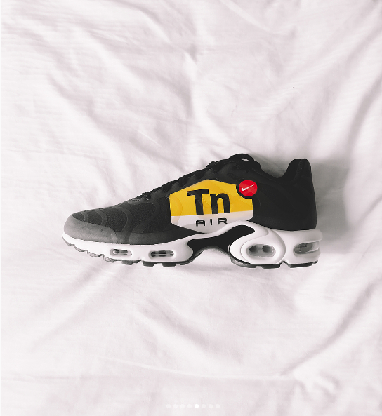 Nike Goes BIG on Branding for Air Max Icons