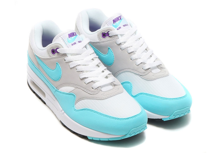 This Nike Air Max 1 Has a Pop of Color We Love — CNK Daily (ChicksNKicks)