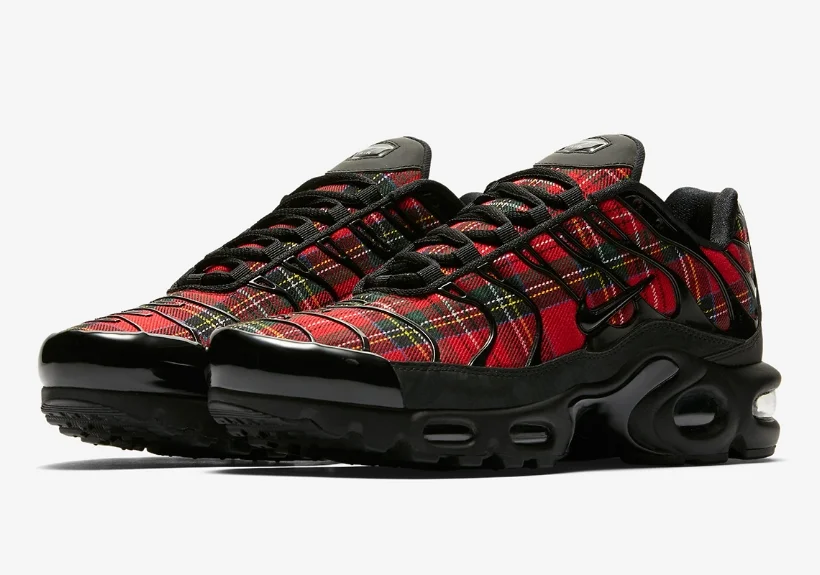 cnk-nike-air-max-plus-tartan.jpg