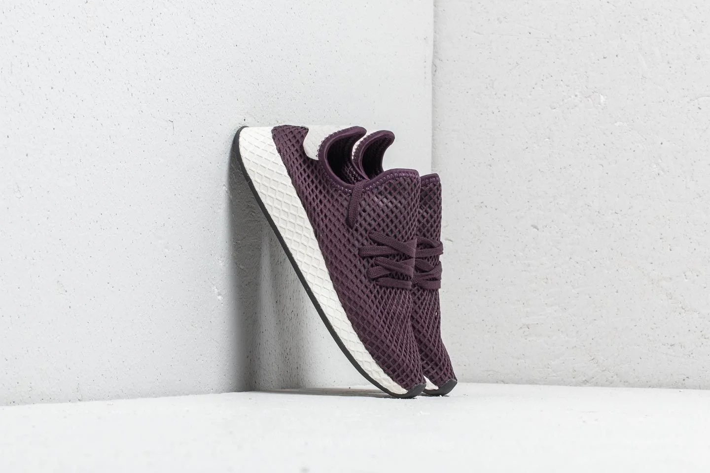 adidas deerupt red