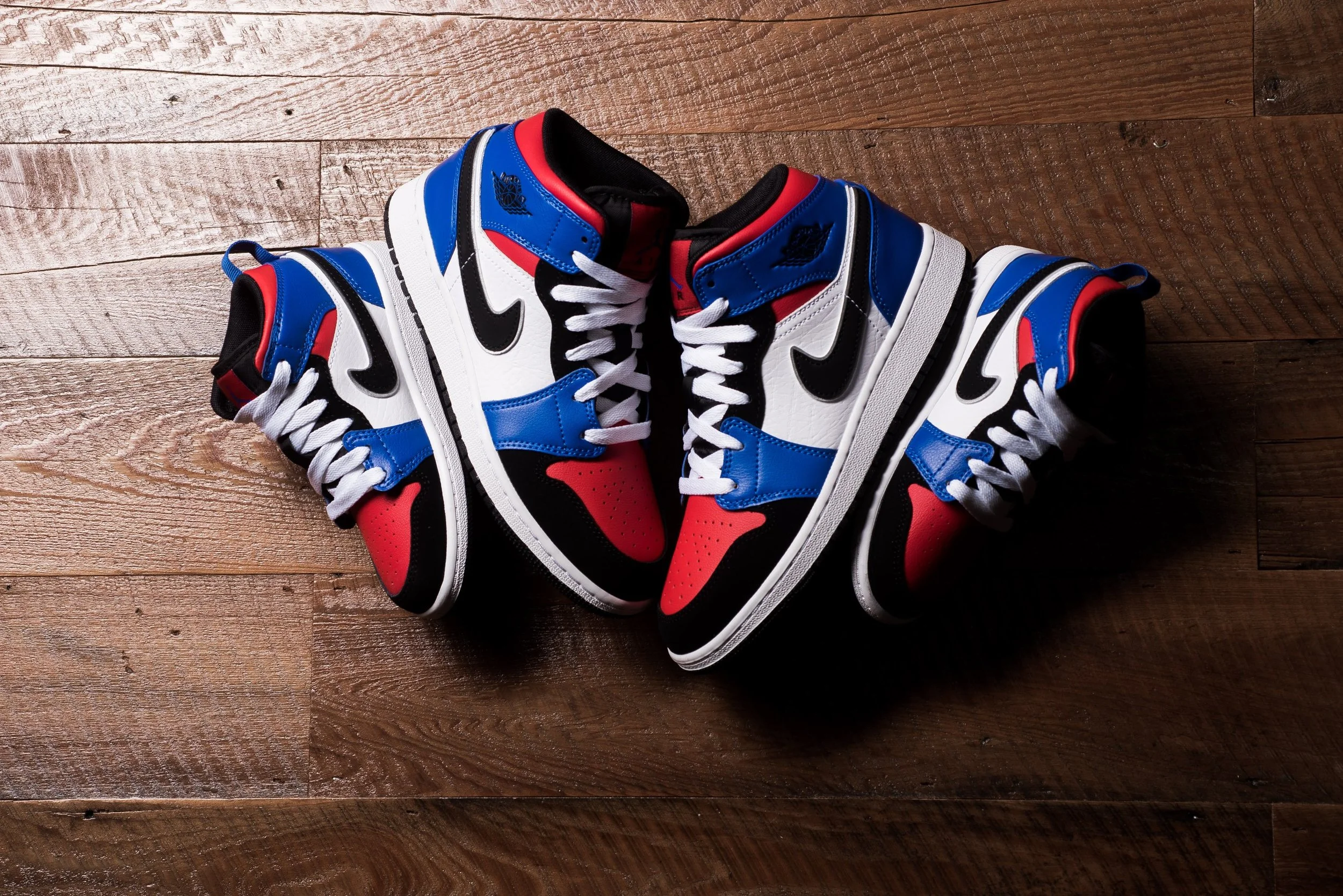 Be on the Look Out For This Air Jordan 1 Mid in Grade School Sizing