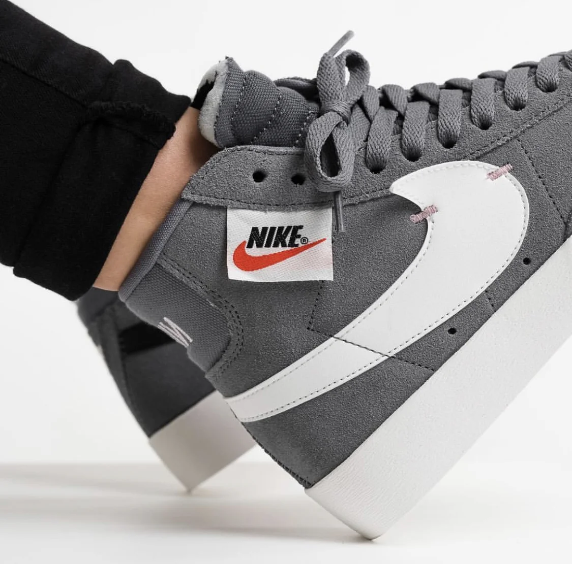 nike blazer mid rebel grey