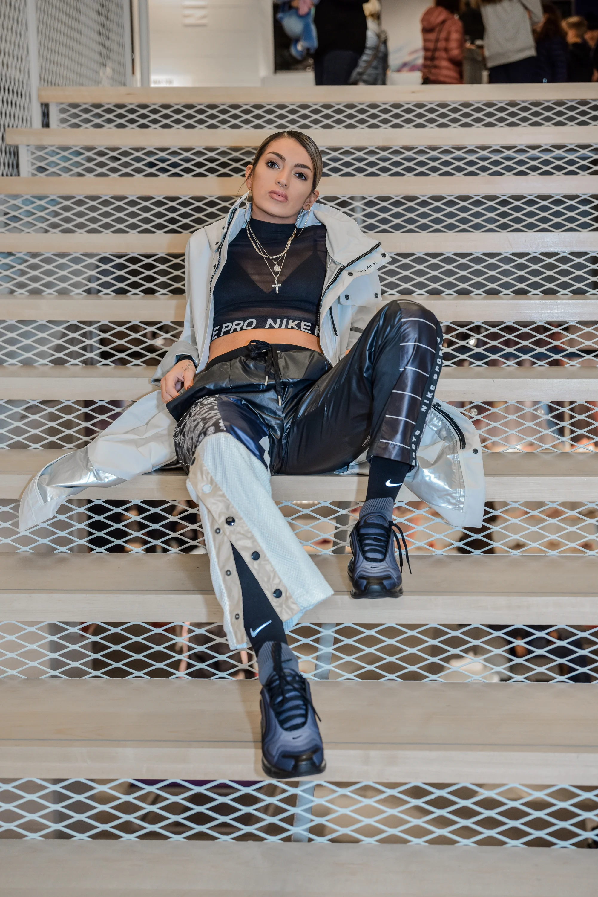 nike air max 720 with jeans