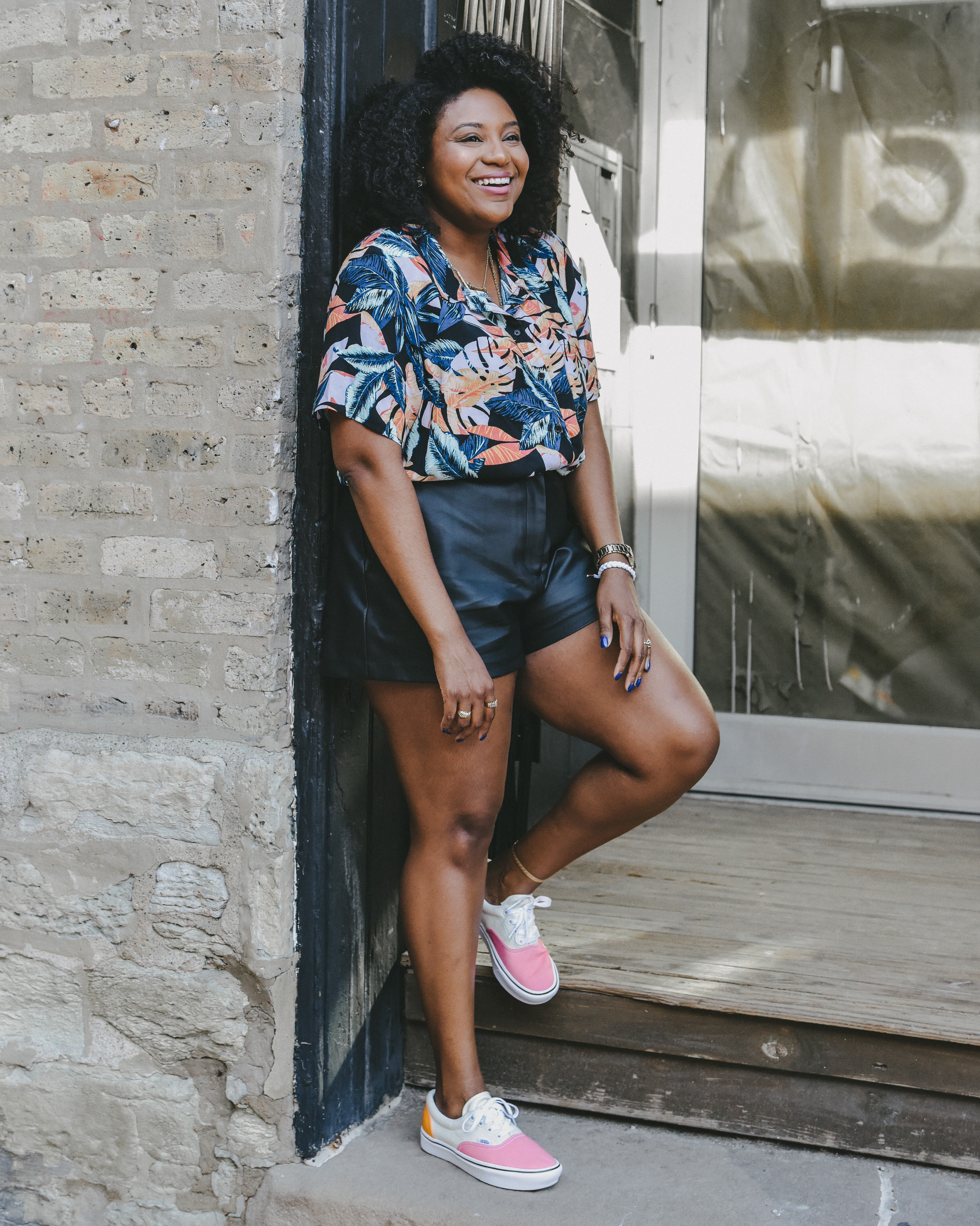 vans comfycush era women's